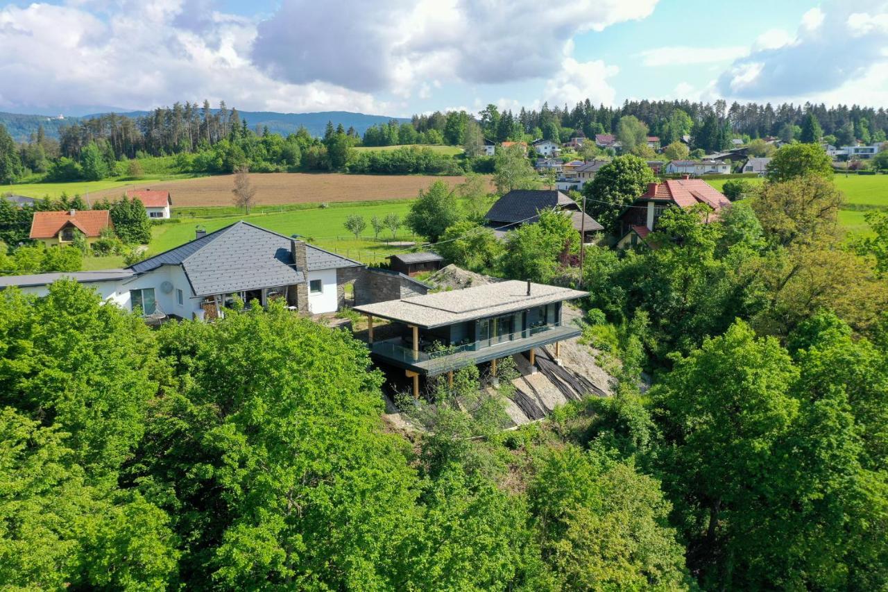 Modernes Ferienhaus Mit Panoramablick Rosegg Zewnętrze zdjęcie